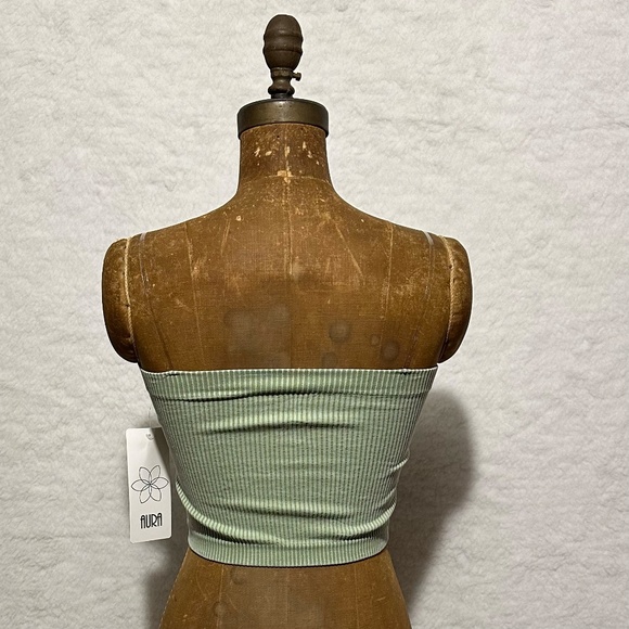 ❤️🔥 CLEARANCE - NWT Aura soft sage tube top - size XL/XXL - Picture 2 of 5